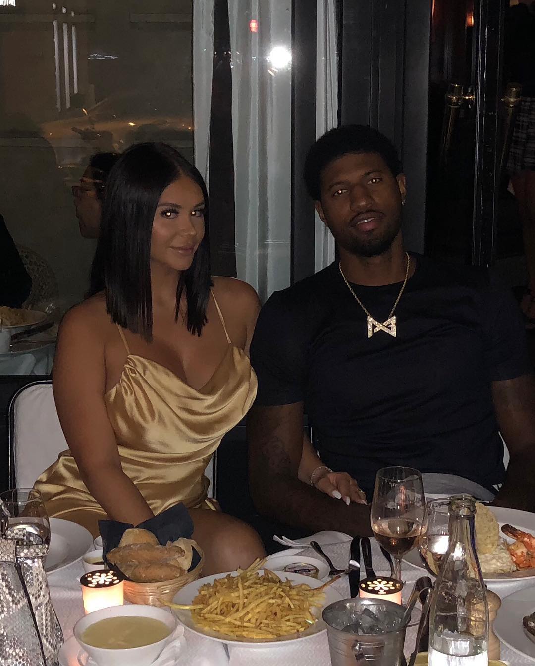 足球中超高层会议召开，讨论联赛未来（中超高层召开会议，研议联赛未来走向）