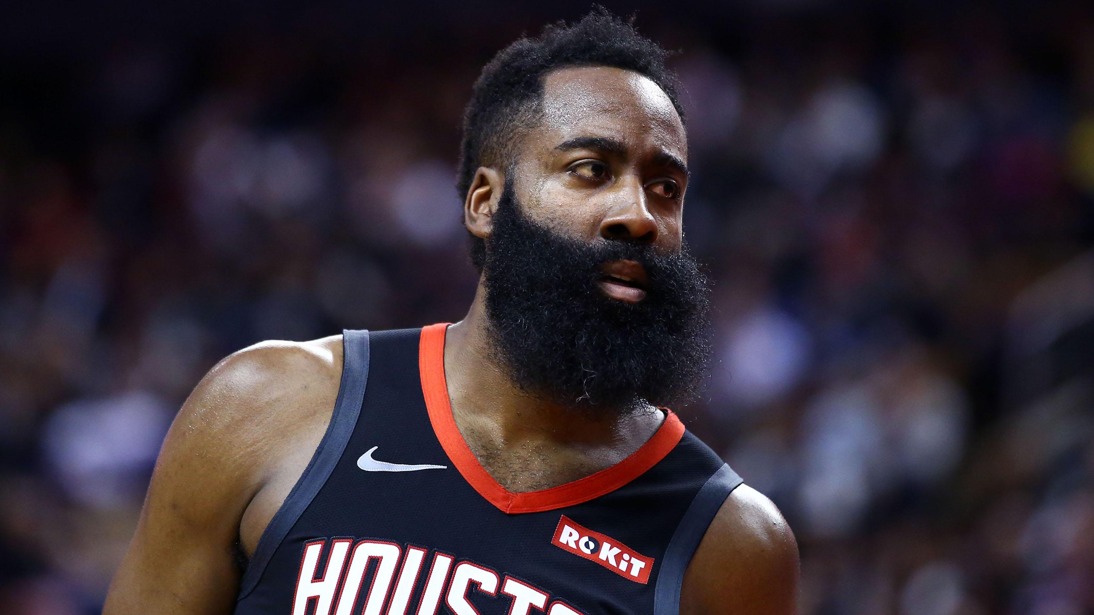 门将关键扑救锁定胜利（门将神扑定胜局）