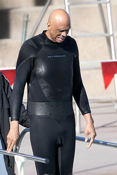 詹姆斯谈里夫斯表现：他有天赋又很勤奋，由衷为他感到开心（詹姆斯盛赞里夫斯：天赋兼勤勉，我真心替他高兴）