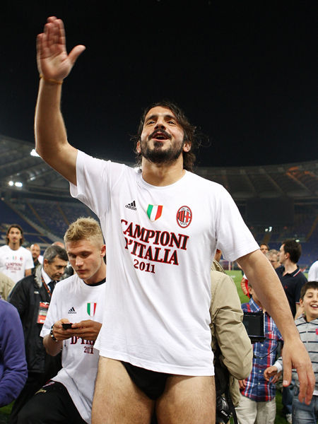 弑旧主，费瓦斯曾与林良铭、巴尔韦德在皇马B队做过队友（反戈旧主！费瓦斯曾与林良铭、巴尔韦德同在皇马B队效力）