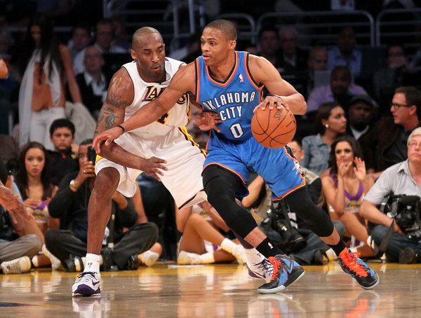 中甲半场：葛一凡两连扑保球门不失，苏州东吴0-0定南赣联（中甲半场战报：葛一凡连续神扑守住零封，苏州东吴0-0定南赣联）