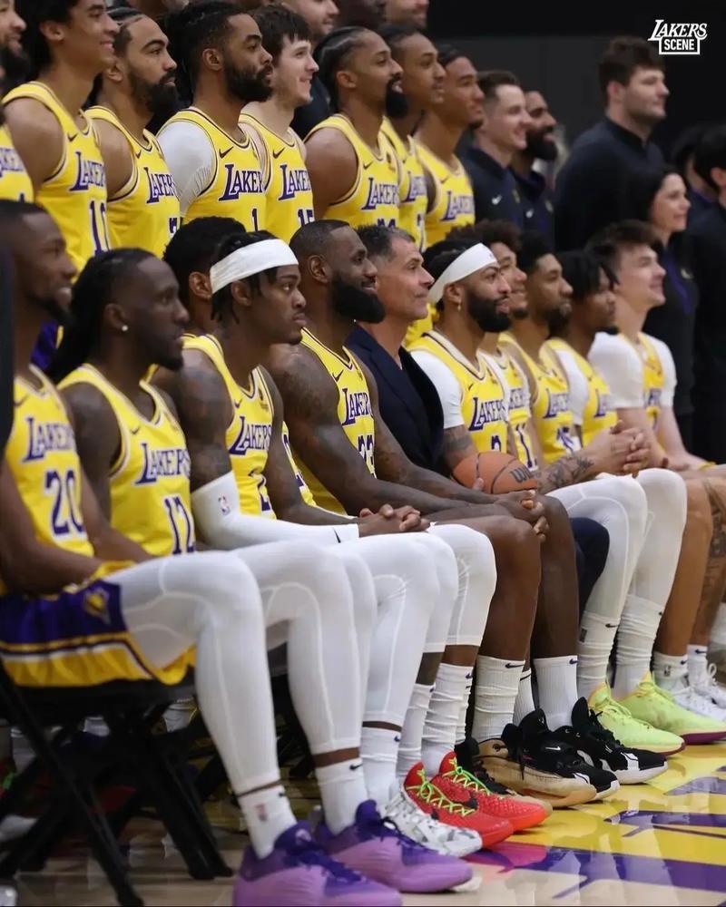 马德兴：周海滨与戴维已上任U14、U15国足主帅，只是还未官宣（马德兴：周海滨、戴维已接任U14、U15国足主帅，官方尚未公布）