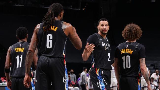 阿斯顿维拉英超前5轮不胜，现四连胜登顶英超第3（从前五轮不胜到四连胜，阿斯顿维拉跃居英超第三）