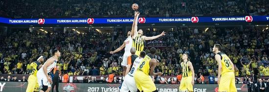 西蒙尼：小蜘蛛落选年度最佳候选？我不是决定他能否入选的人（西蒙尼回应小蜘蛛无缘年度最佳：是否入选不由我决定）