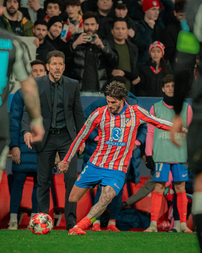 朱婷官宣续约科内利亚诺！继续效力意甲联赛，中国女排多人留洋（朱婷续约科内利亚诺官宣！继续征战意甲，中国女排多将留洋）