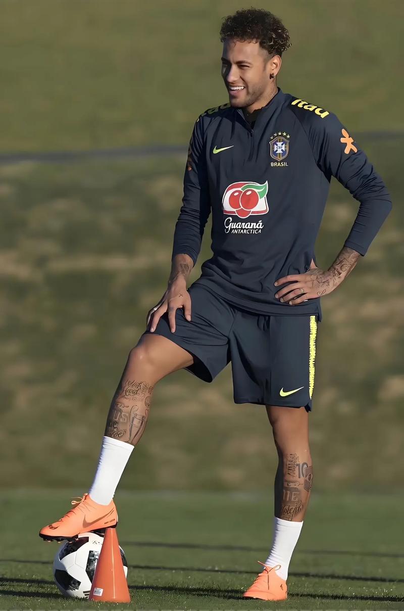 欧冠积分榜：阿森纳继续全胜领跑，拜仁3分之差位列第二（欧冠积分榜：阿森纳保持全胜居首，拜仁落后3分位居次席）