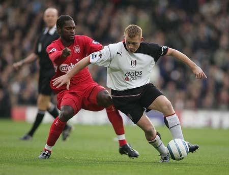 NBA交易市场动态：快船完成外援签约,（NBA转会快讯：快船官宣外援加盟）