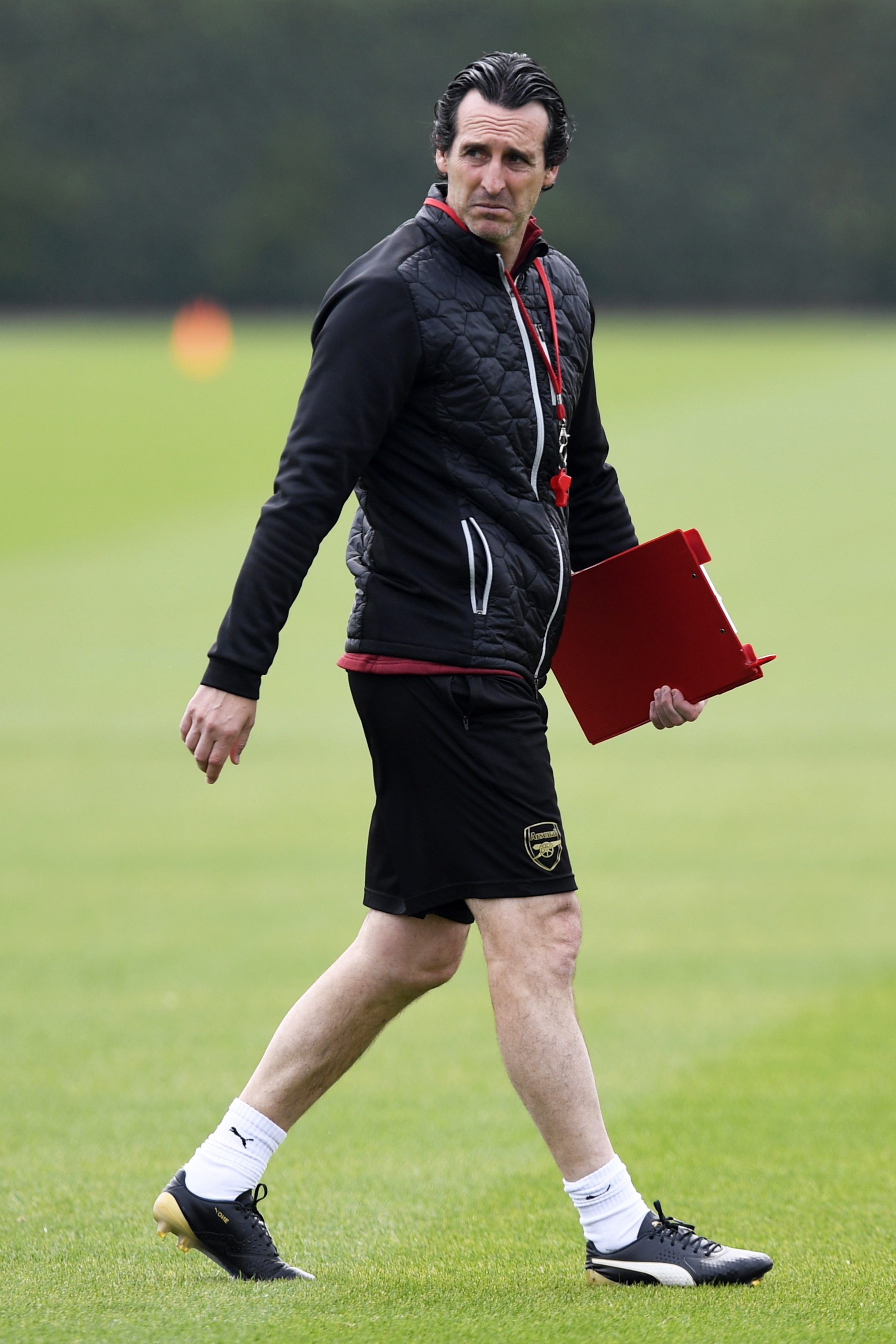 邵佳一就是去得罪人的，一帮30岁以上国脚将被放弃，牵动十人以上利益（邵佳一铁腕调整：多名30岁以上国脚或被弃用，牵动十余人利益）